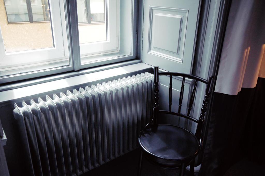 Saint SHERMIN bed breakfast&champagne Vienne Chambre photo